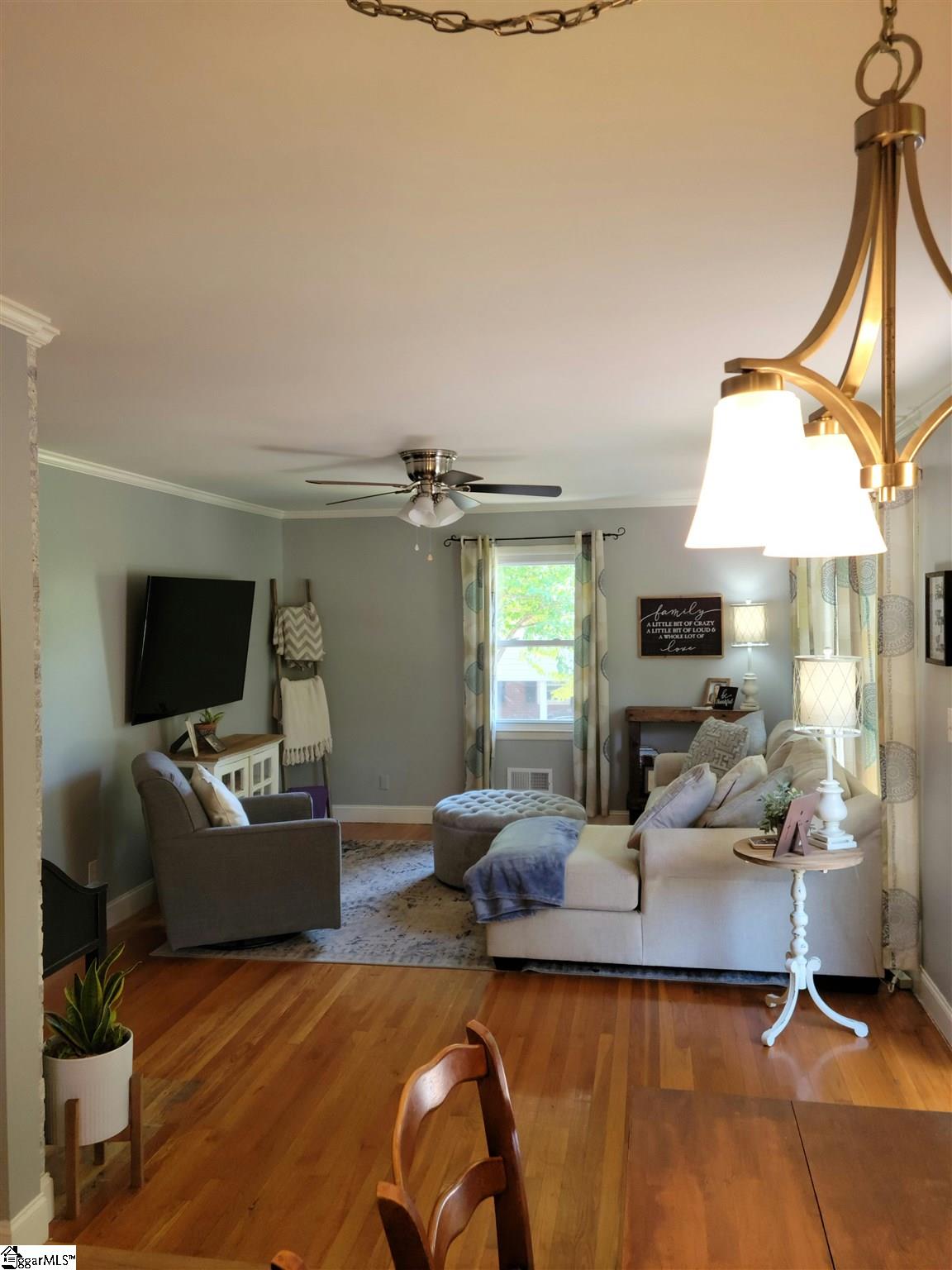 153 Gilliland Road Pickens, SC 29671 - Photo 3 of 8