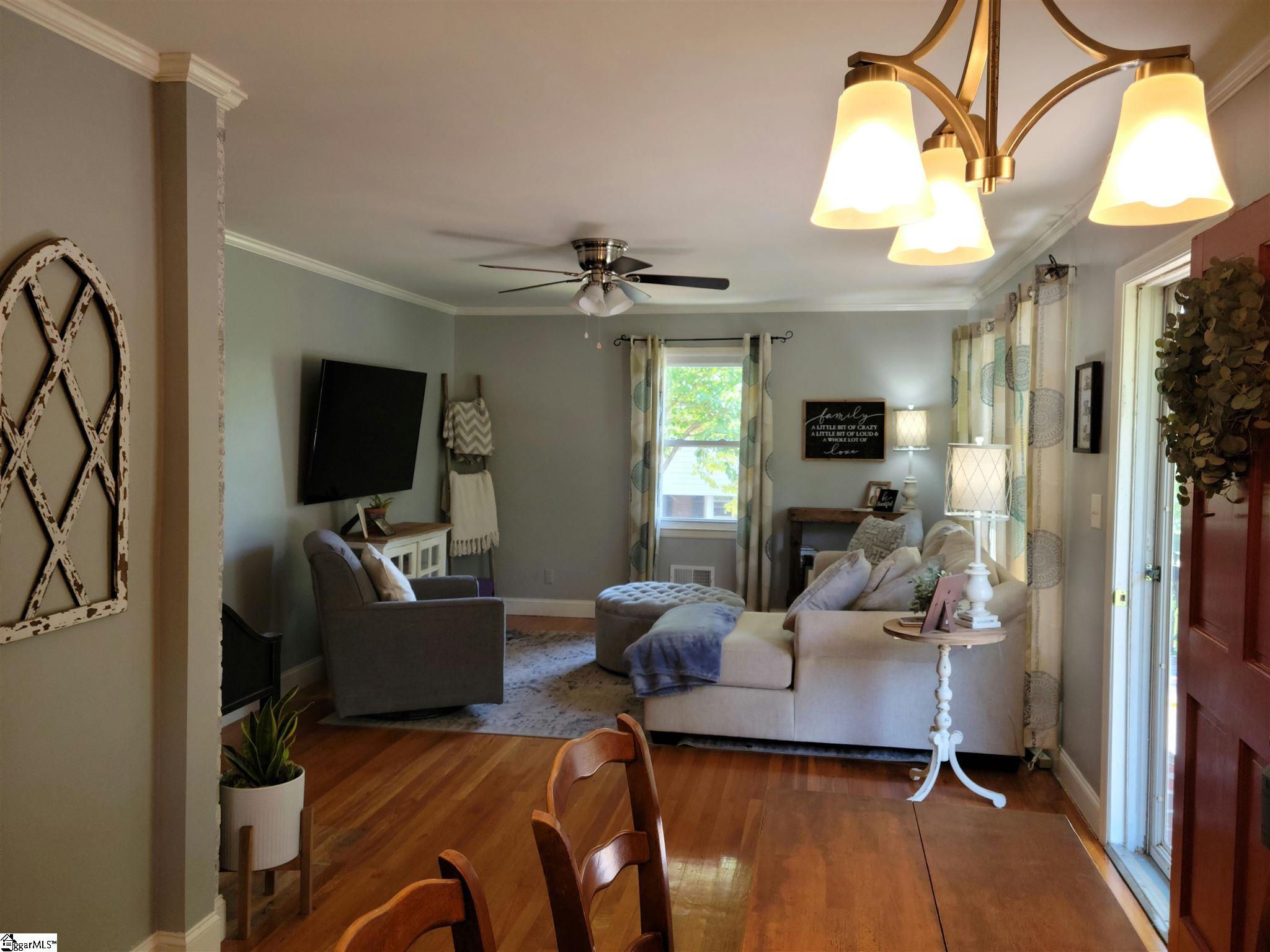 153 Gilliland Road Pickens, SC 29671 - Photo 4 of 8