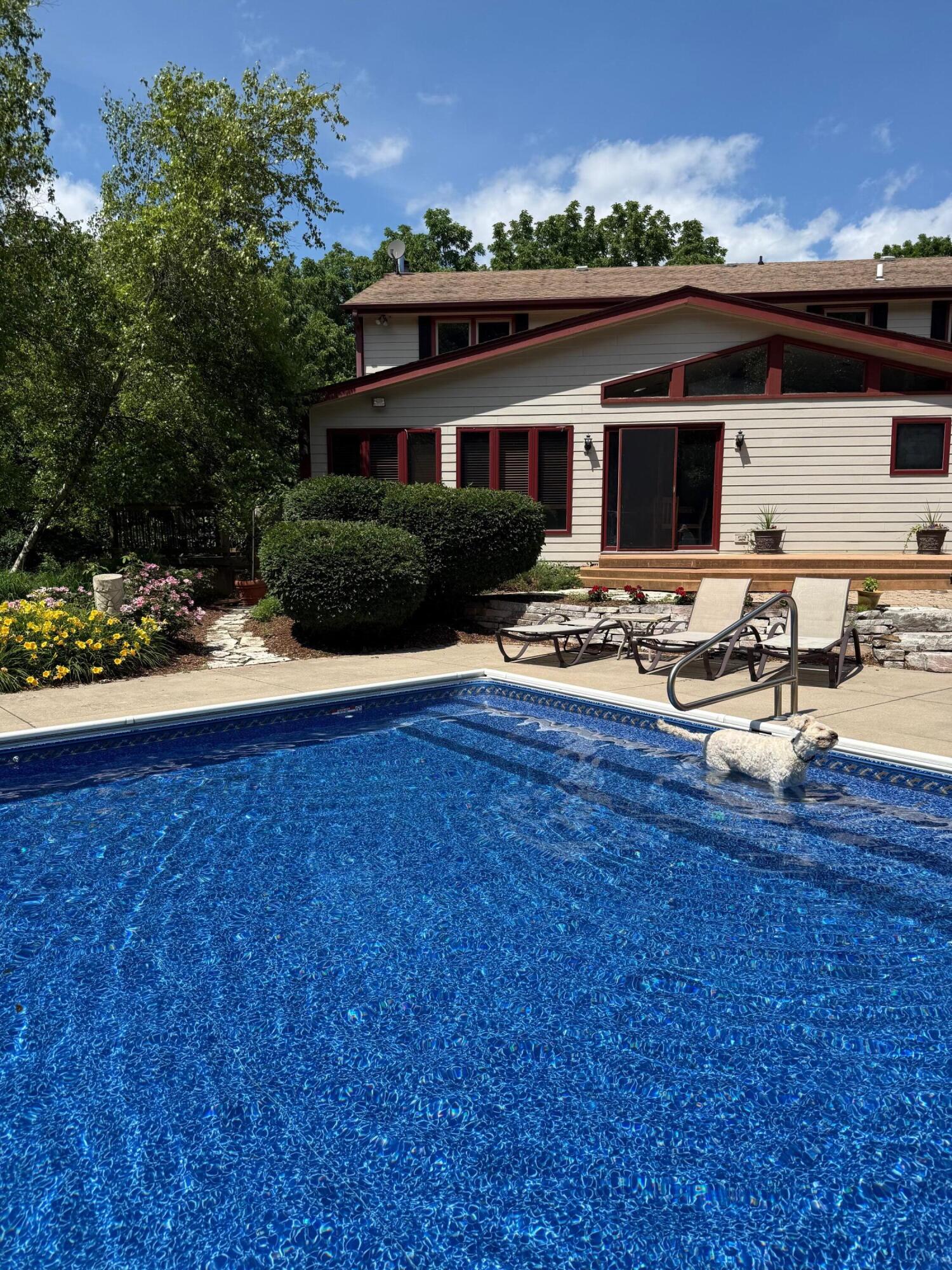 16995 West Small Road New Berlin, WI 53151 - Photo 4 of 48 small pool