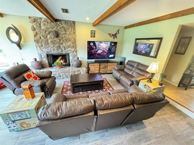 $3,000 | 8435 Northwest 6 Avenue, Gainesville, FL 32607