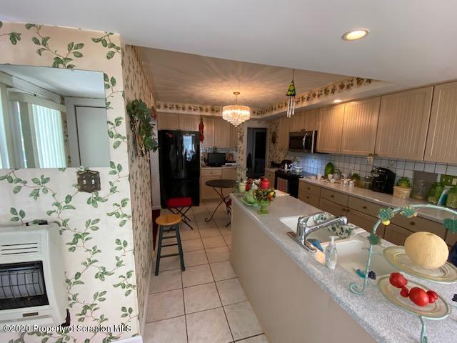 214 Knapp Road Clarks Summit, PA 18411 - Photo 21 of 36 Gallery Image 21
