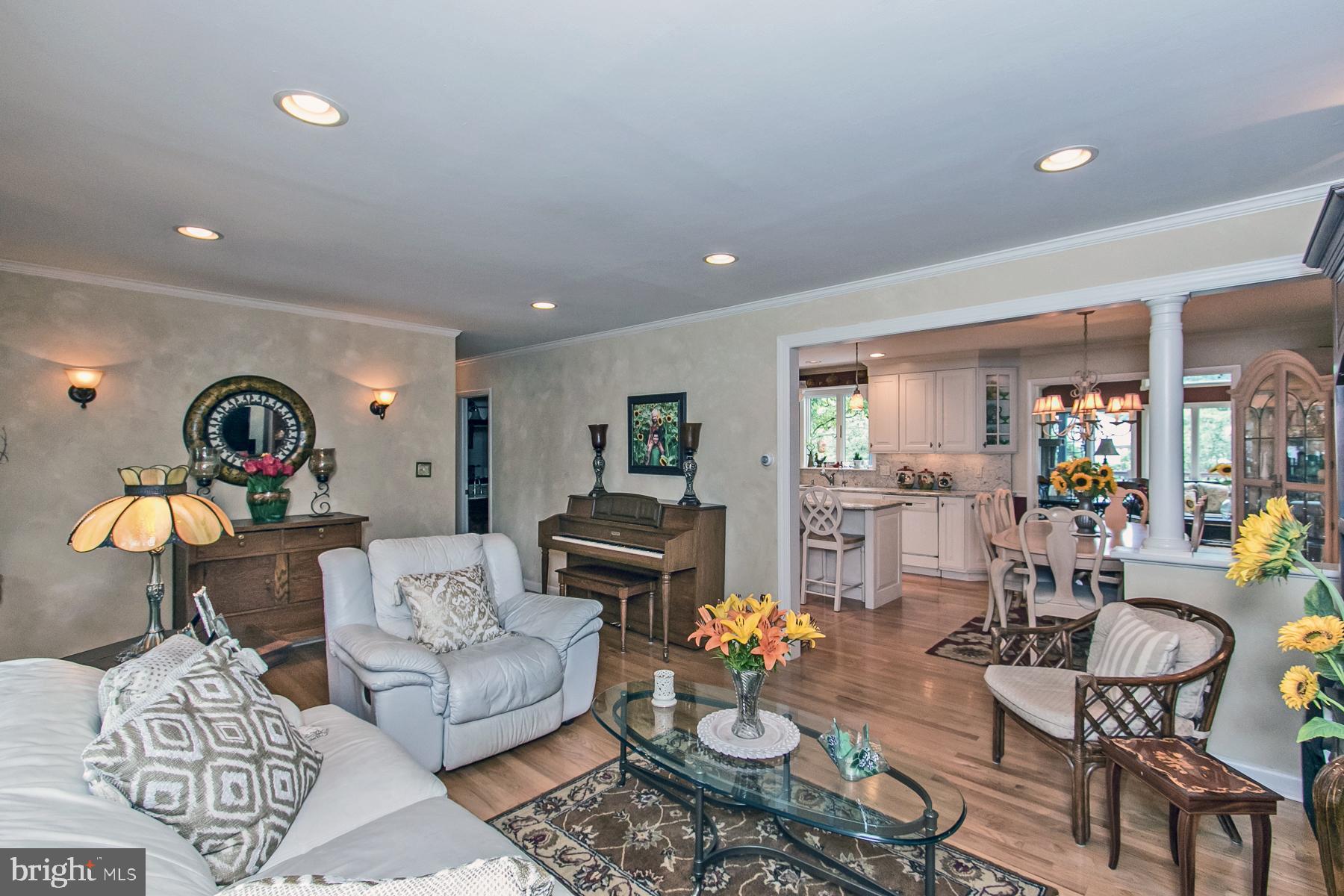 1121 Sharp Road Vineland, NJ 08360 - Photo 4 of 48
