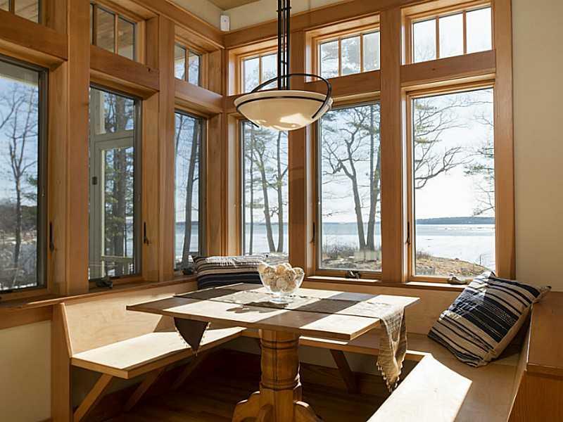 19 Jordan Road Freeport, ME 04032 - Photo 9 of 27 Interior Space/Layout. Breakfast Nook