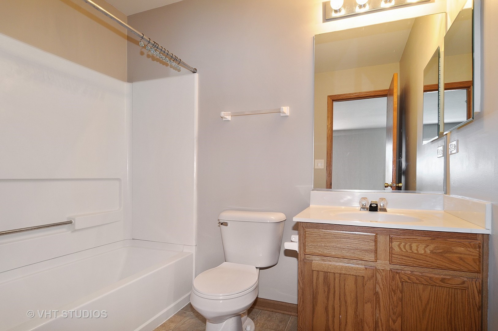 233 Springbrook Trail South Oswego, IL 60543 - Photo 10 of 10