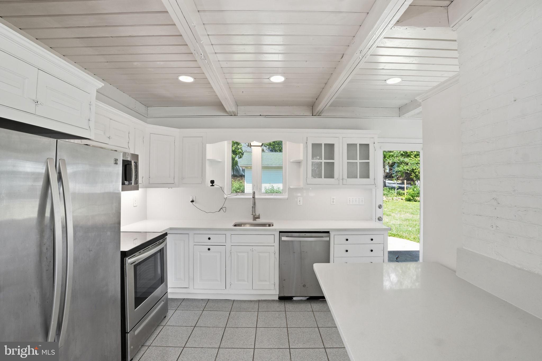 11000 Park Road Fairfax, VA 22030 - Photo 11 of 27