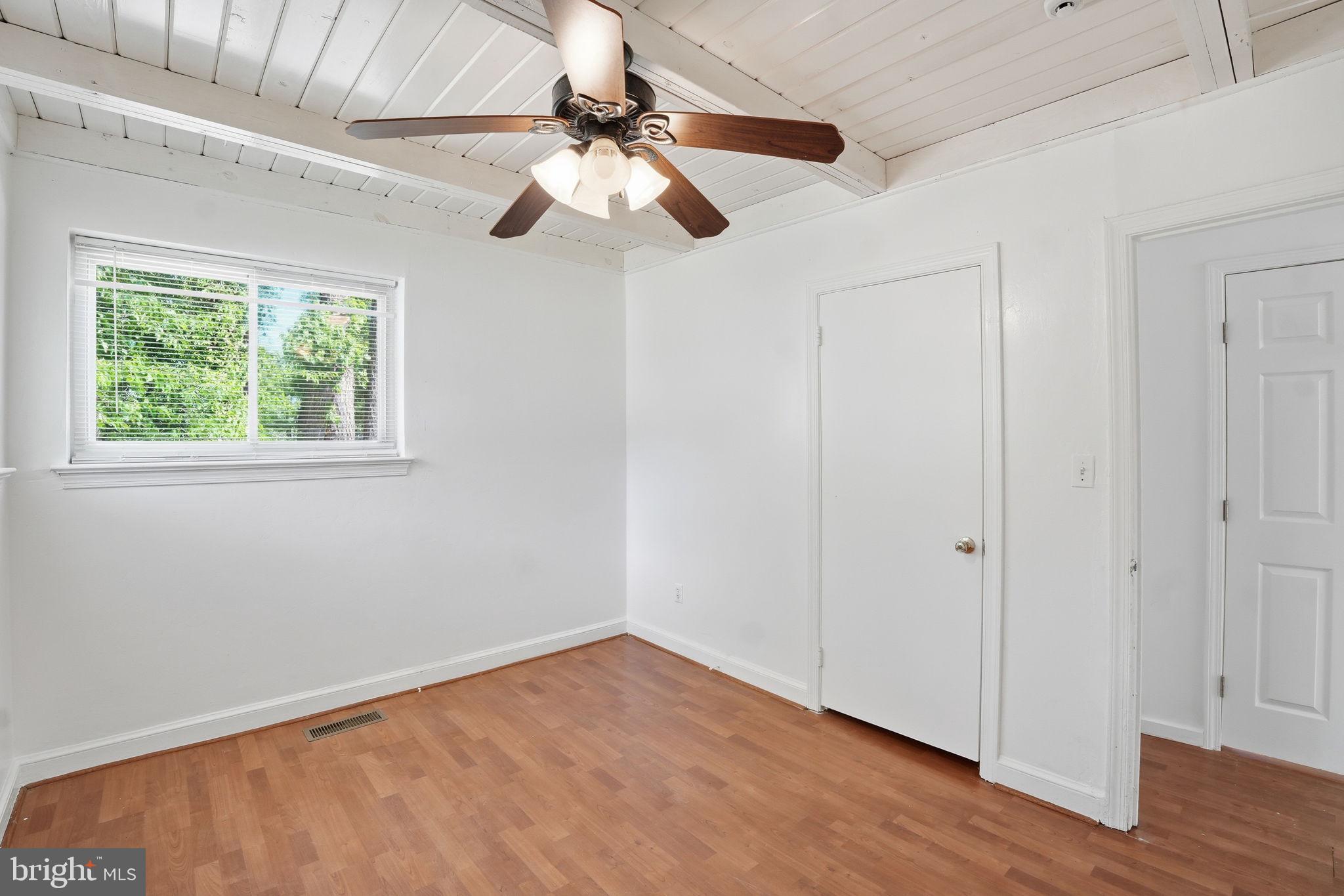 11000 Park Road Fairfax, VA 22030 - Photo 15 of 27