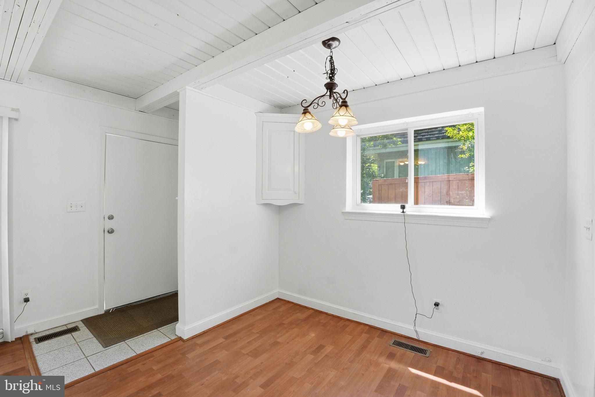 11000 Park Road Fairfax, VA 22030 - Photo 4 of 27