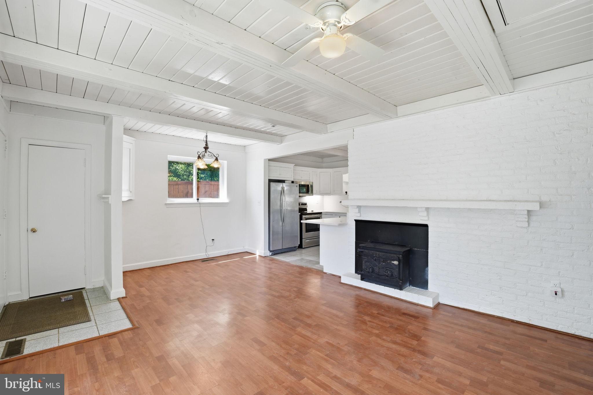 11000 Park Road Fairfax, VA 22030 - Photo 5 of 27
