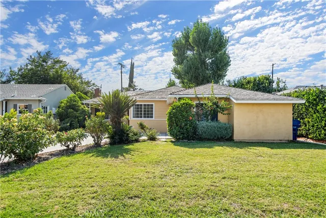 $3,850 | 7721 Oakdale Avenue, Winnetka, CA 91306