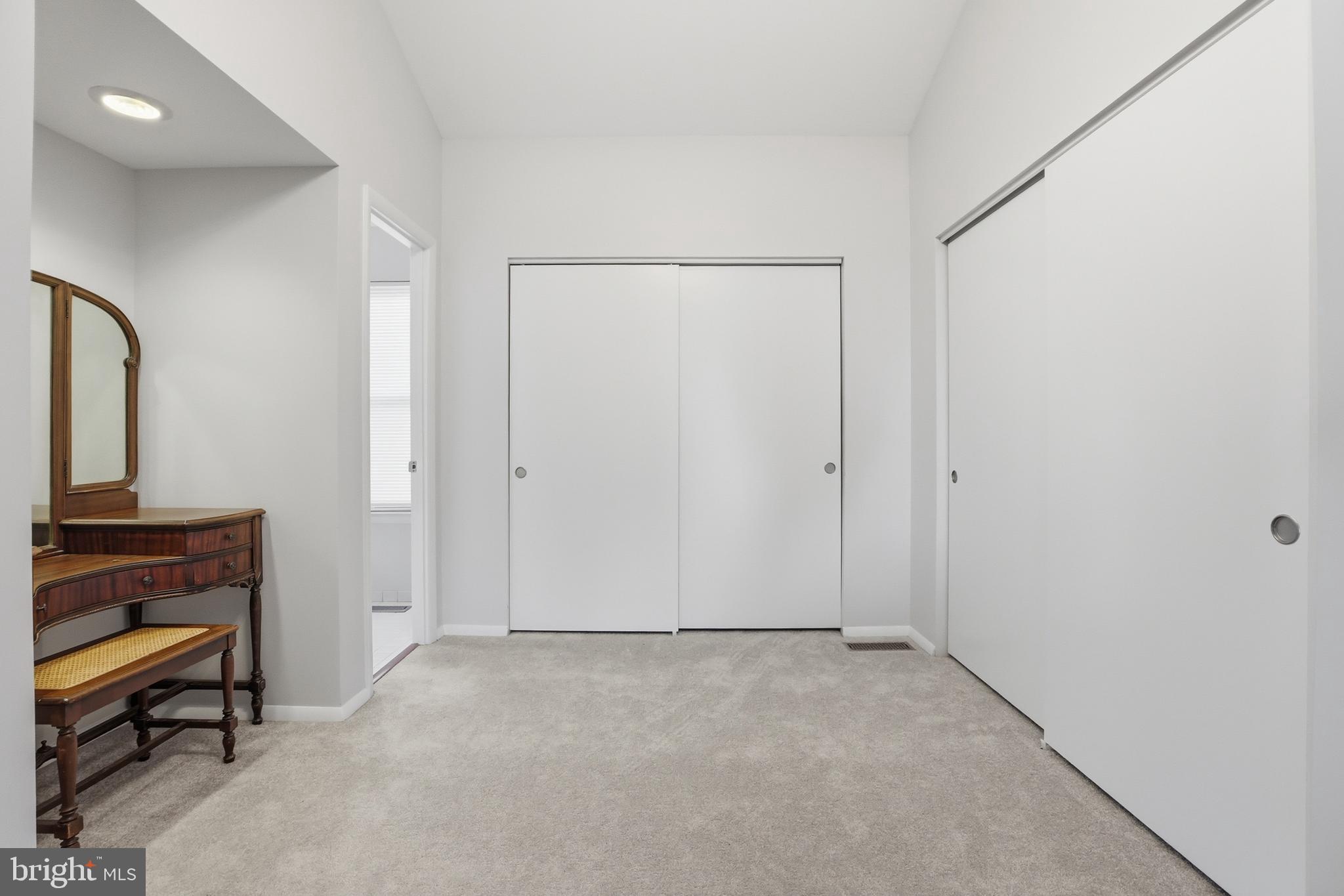 9709 Noble Ridge Terrace Gaithersburg, MD 20882 - Photo 27 of 64 Two large closets