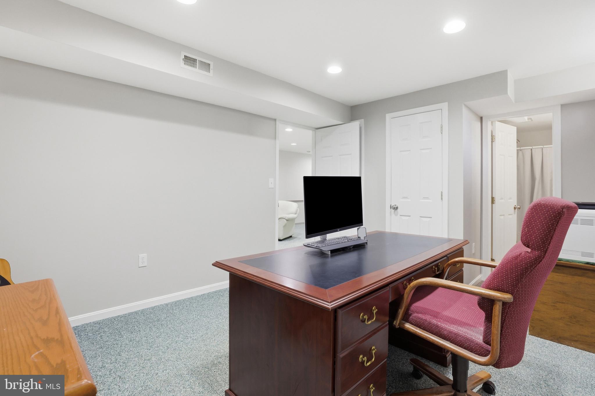 9709 Noble Ridge Terrace Gaithersburg, MD 20882 - Photo 37 of 64 Could be an office, guest room or gym