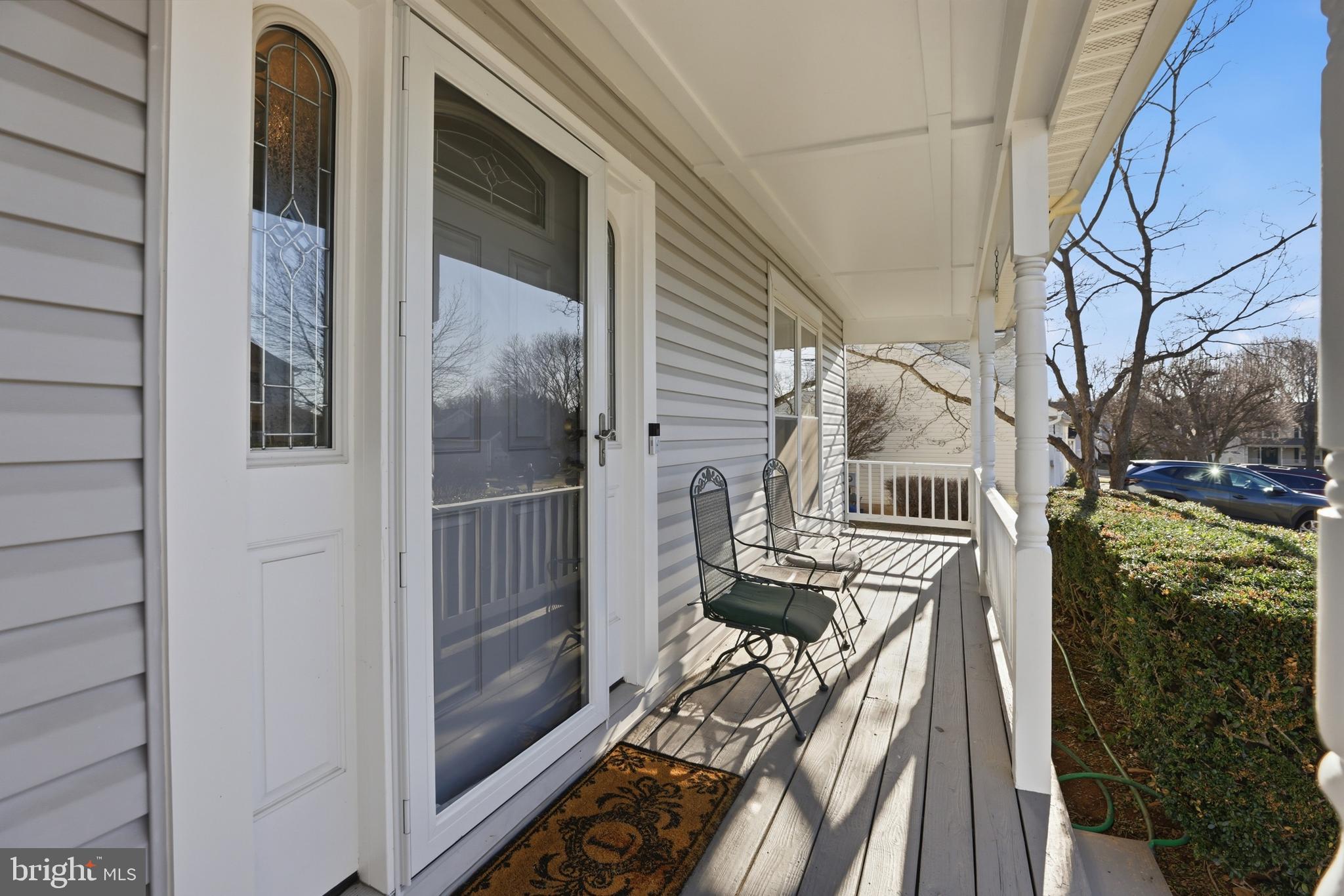 9709 Noble Ridge Terrace Gaithersburg, MD 20882 - Photo 7 of 64 a view of balcony and deck