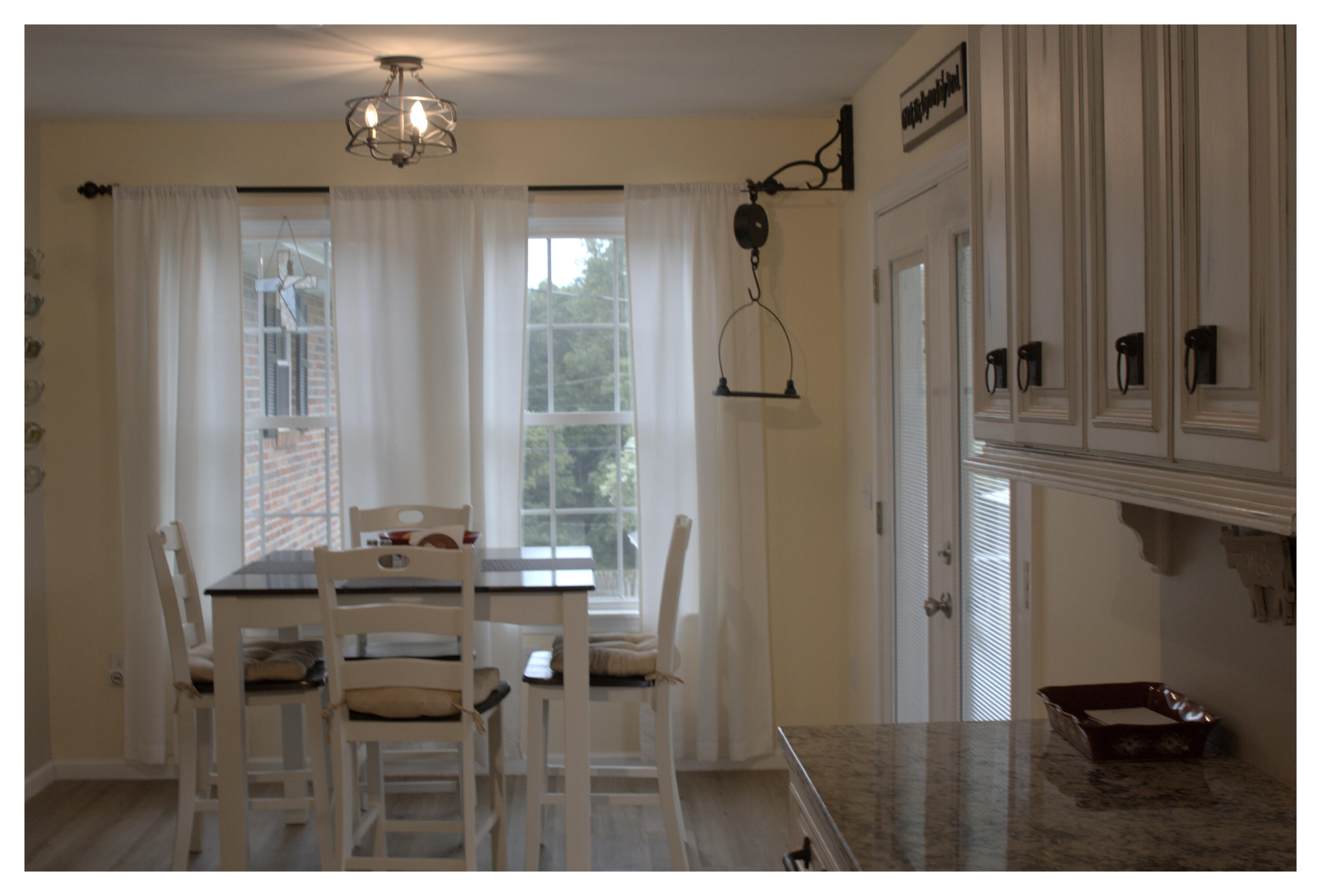 889 Opie Arnold Road Limestone, TN 37681 - Photo 24 of 48 breakfast nook