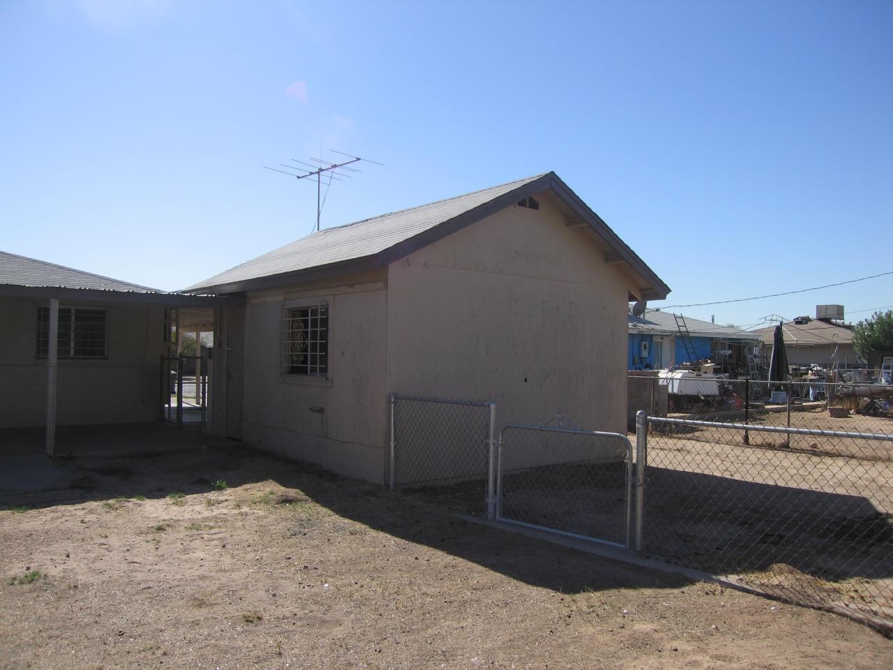6340 West Osborn Road Phoenix, AZ 85033 - Photo 5 of 5 Storage
