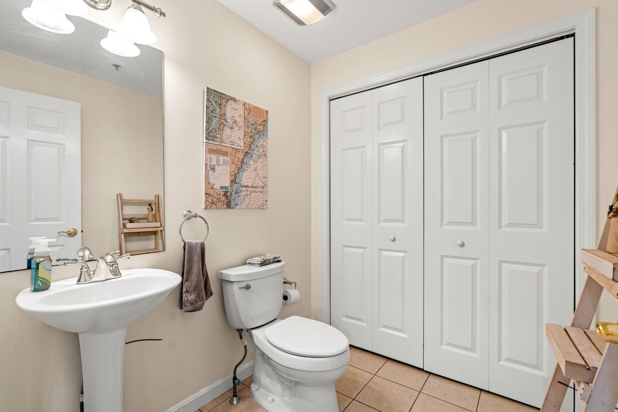 507 Ocean Boulevard, Unit 7 Hampton, NH 03842 - Photo 11 of 39