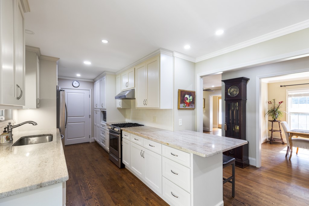 507 Rochester Highway Seneca, SC 29672 - Photo 13 of 35