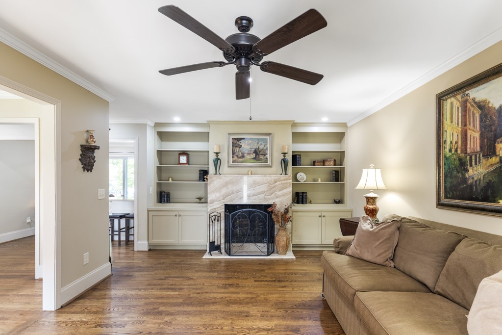 507 Rochester Highway Seneca, SC 29672 - Photo 2 of 35