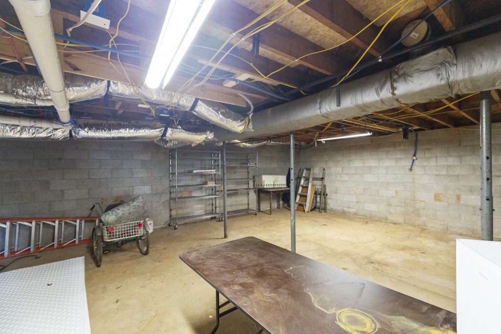 507 Rochester Highway Seneca, SC 29672 - Photo 33 of 35