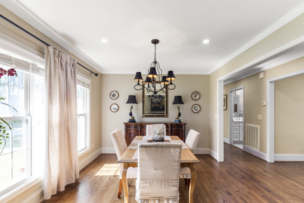 507 Rochester Highway Seneca, SC 29672 - Photo 5 of 35