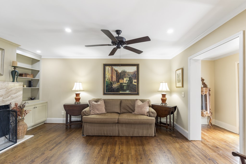 507 Rochester Highway Seneca, SC 29672 - Photo 7 of 35