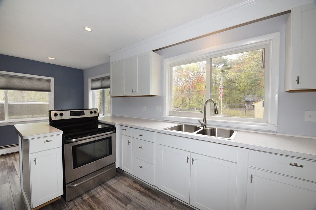 27 Clapp Road Hanover, MA 02339 - Photo 10 of 36 Gallery Image 10