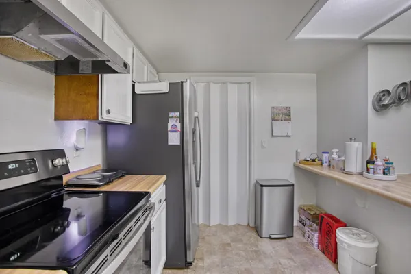 $385,000 | 1479 Atajo Court, Redding, CA 96003