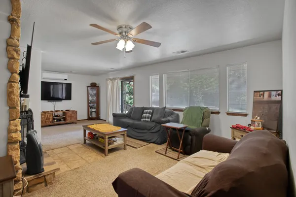 $385,000 | 1479 Atajo Court, Redding, CA 96003