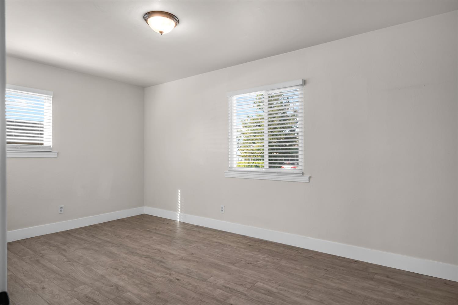 219 Needles Way Folsom, CA 95630 - Photo 10 of 39