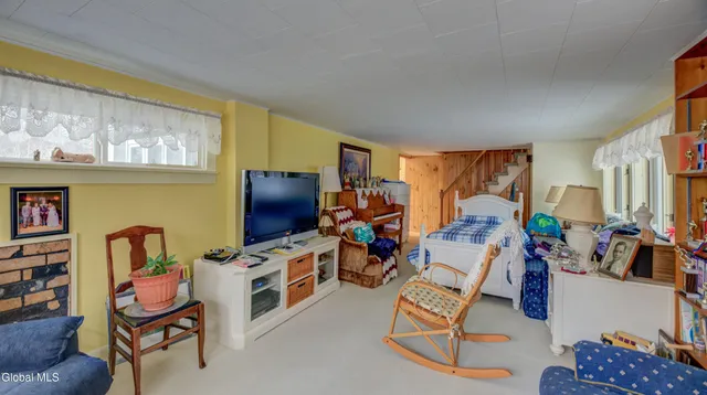 $175,000 | 454 County Highway 146, Gloversville, NY 12078