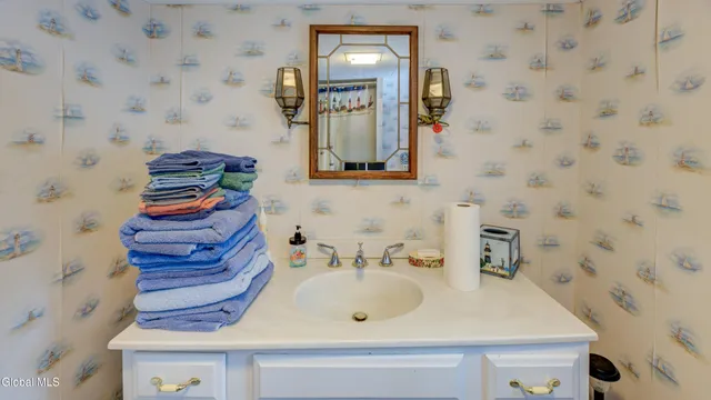 $175,000 | 454 County Highway 146, Gloversville, NY 12078