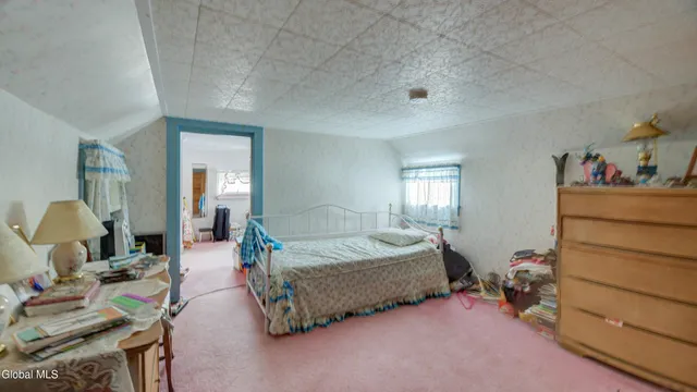 $175,000 | 454 County Highway 146, Gloversville, NY 12078