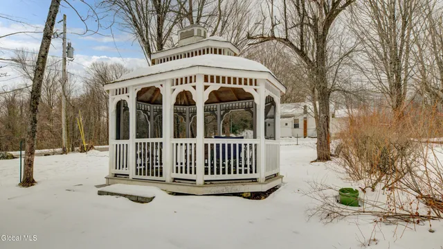 $175,000 | 454 County Highway 146, Gloversville, NY 12078