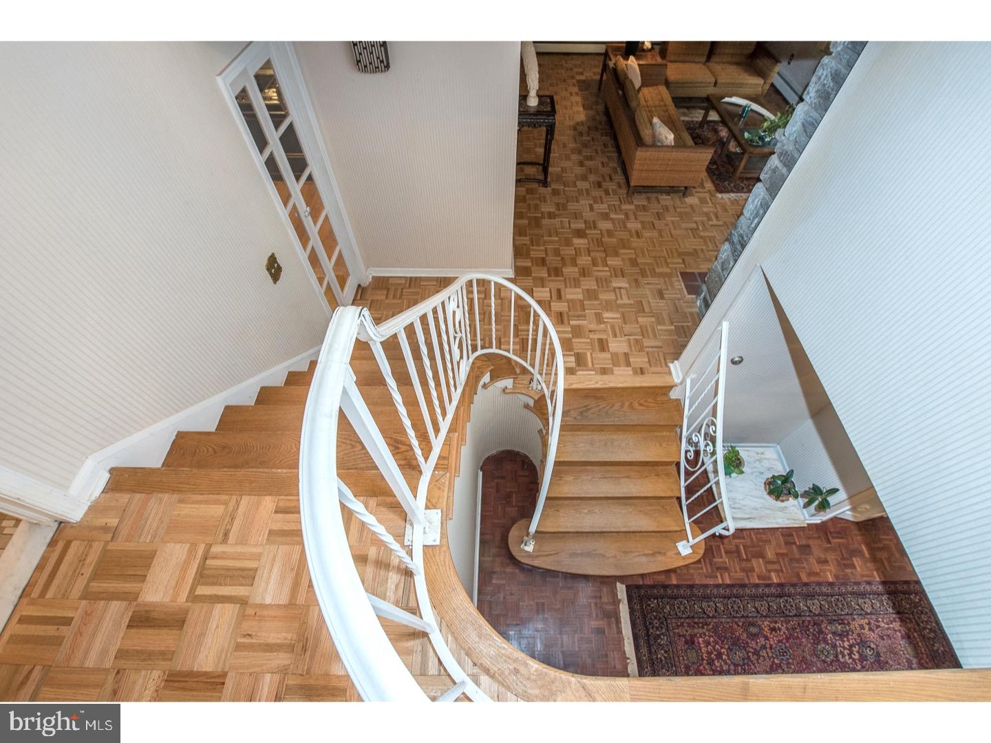 9 Waters Road Malvern, PA 19355 - Photo 11 of 24 Foyer