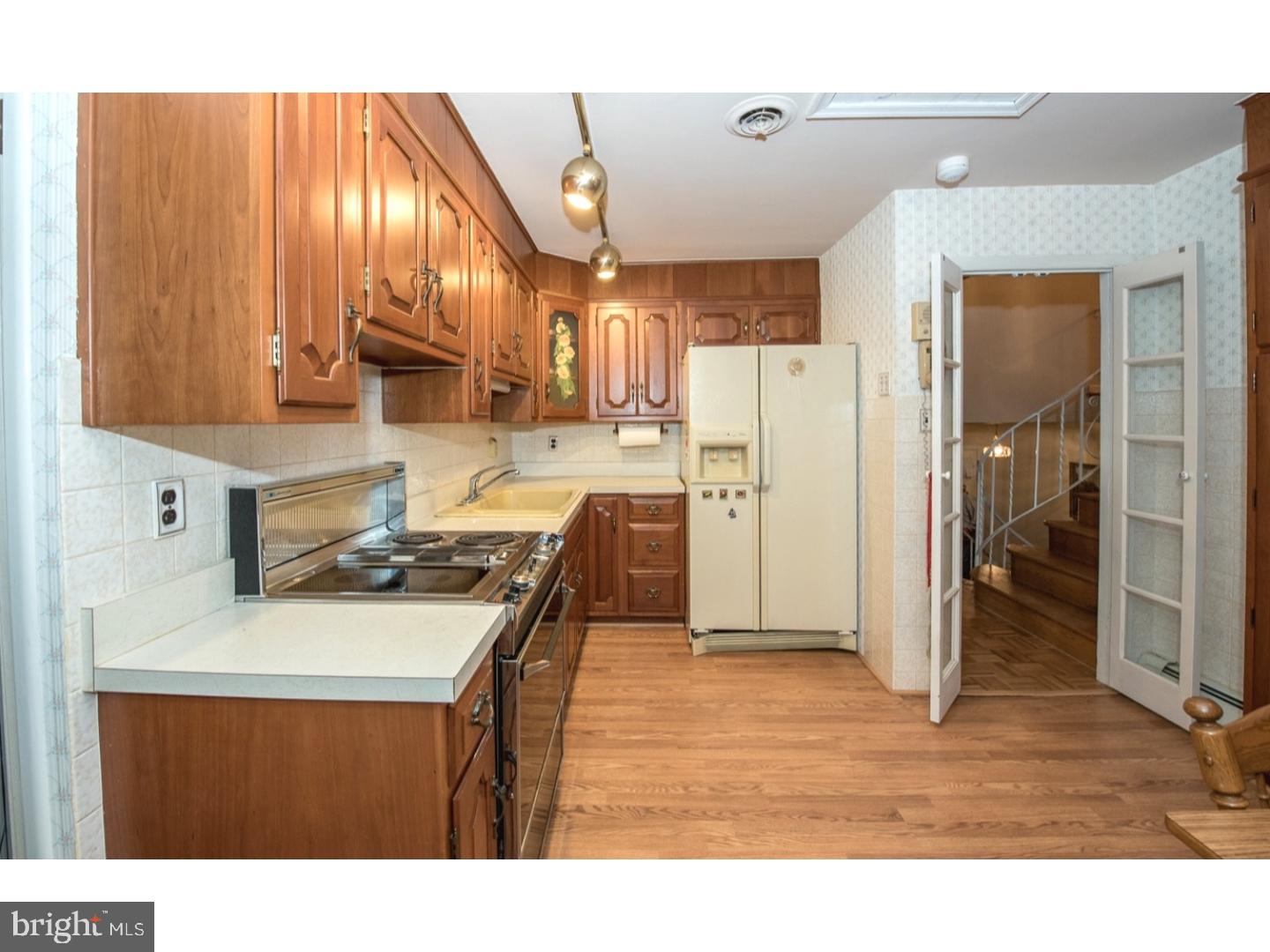 9 Waters Road Malvern, PA 19355 - Photo 8 of 24 Kitchen