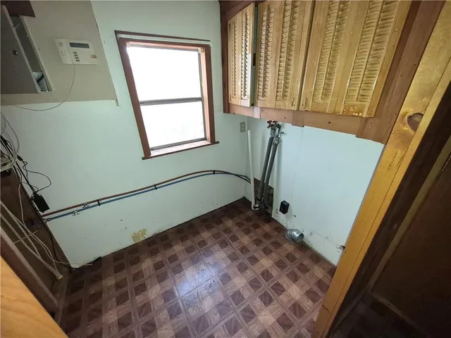 $90,000 | 2210 Sleepy Hollow Lane, Fall River, KS 67047