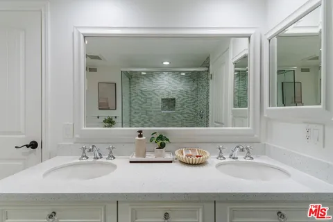 $1,985,000 | 32254 Sea Raven Drive, Rancho Palos Verdes, CA 90275