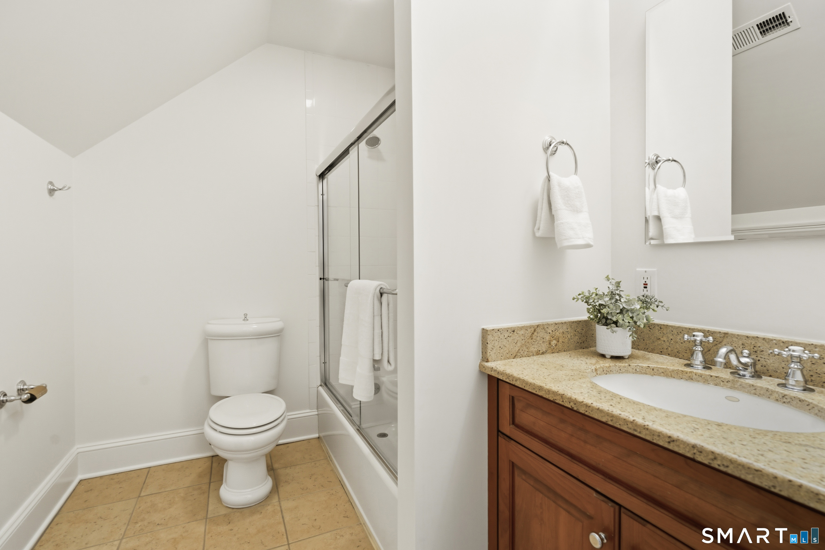 72 Compo Road North Westport, CT 06880 - Photo 25 of 40
