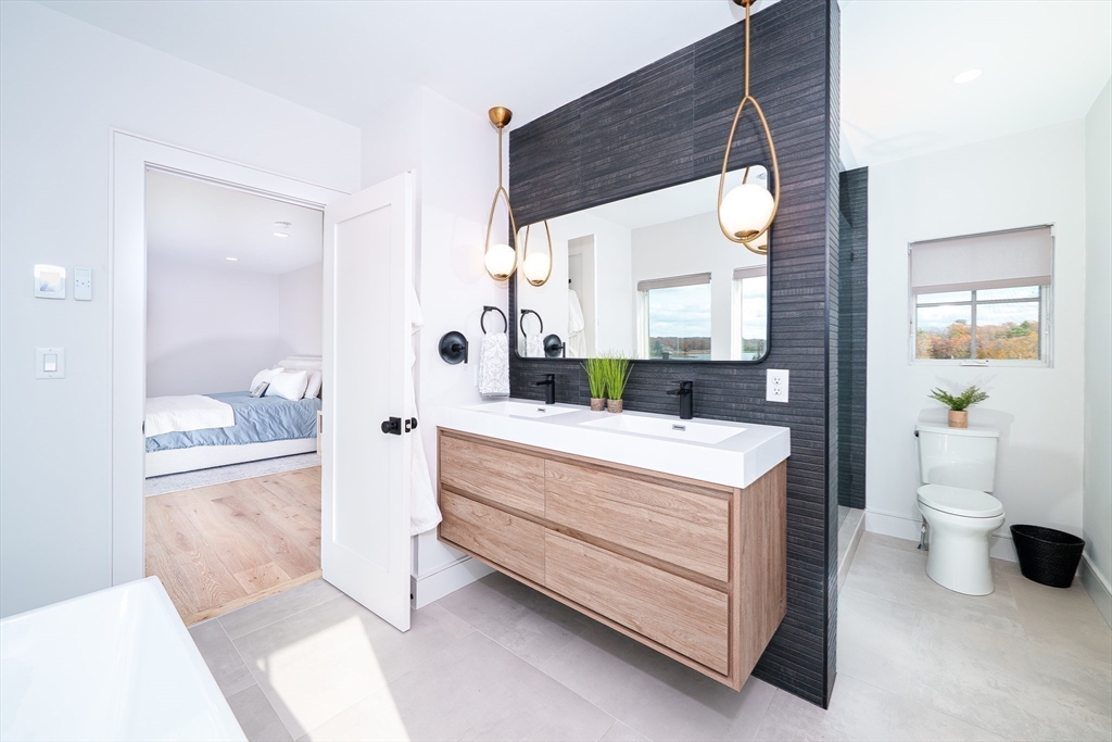 10 Chestnut Place Hingham, MA 02043 - Photo 22 of 29