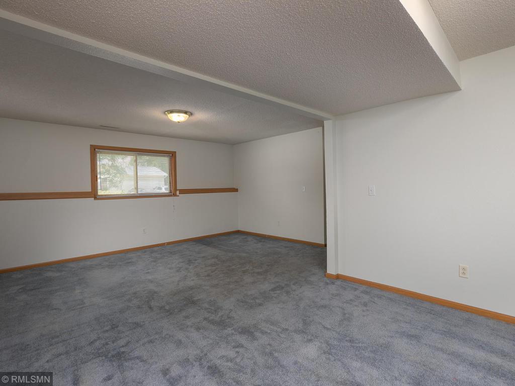 110 19th Avenue Northwest Rochester, MN 55901 - Photo 21 of 35