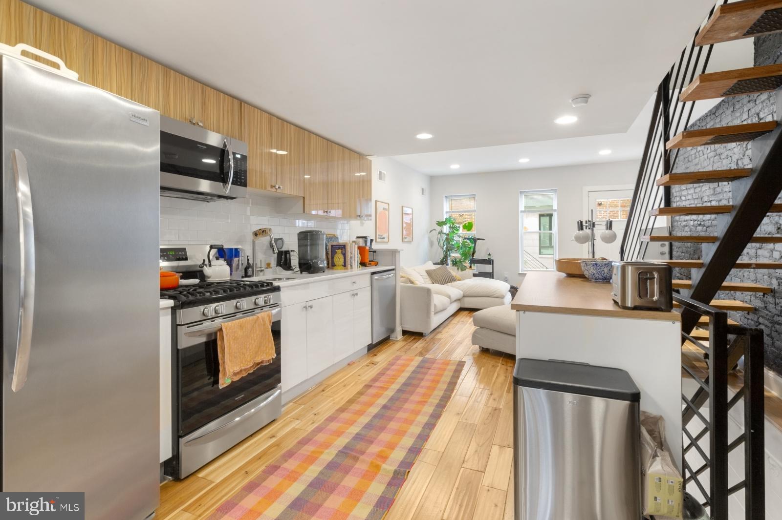 2322 Wilder Street Philadelphia, PA 19146 - Photo 11 of 34