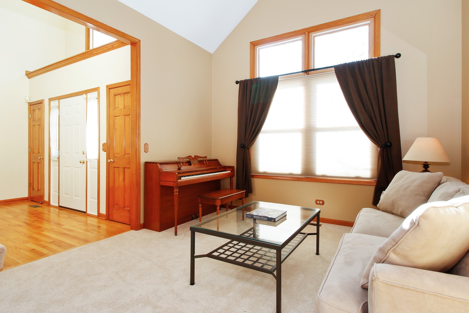 2039 Engle Road Naperville, IL 60564 - Photo 4 of 16