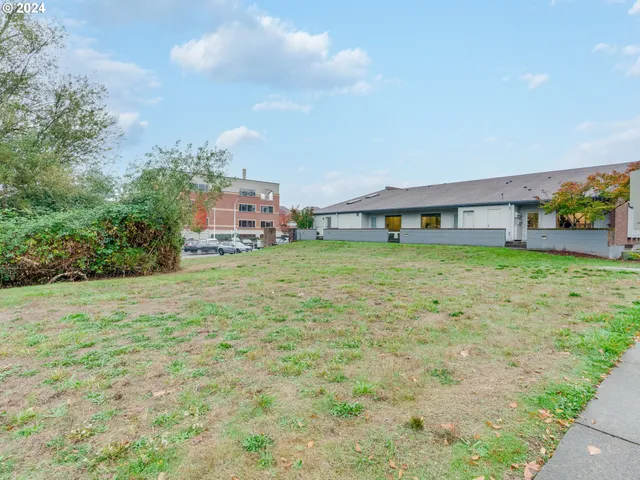 $150,000 | 8475 Southwest Tualatin Road, Tualatin, OR 97062