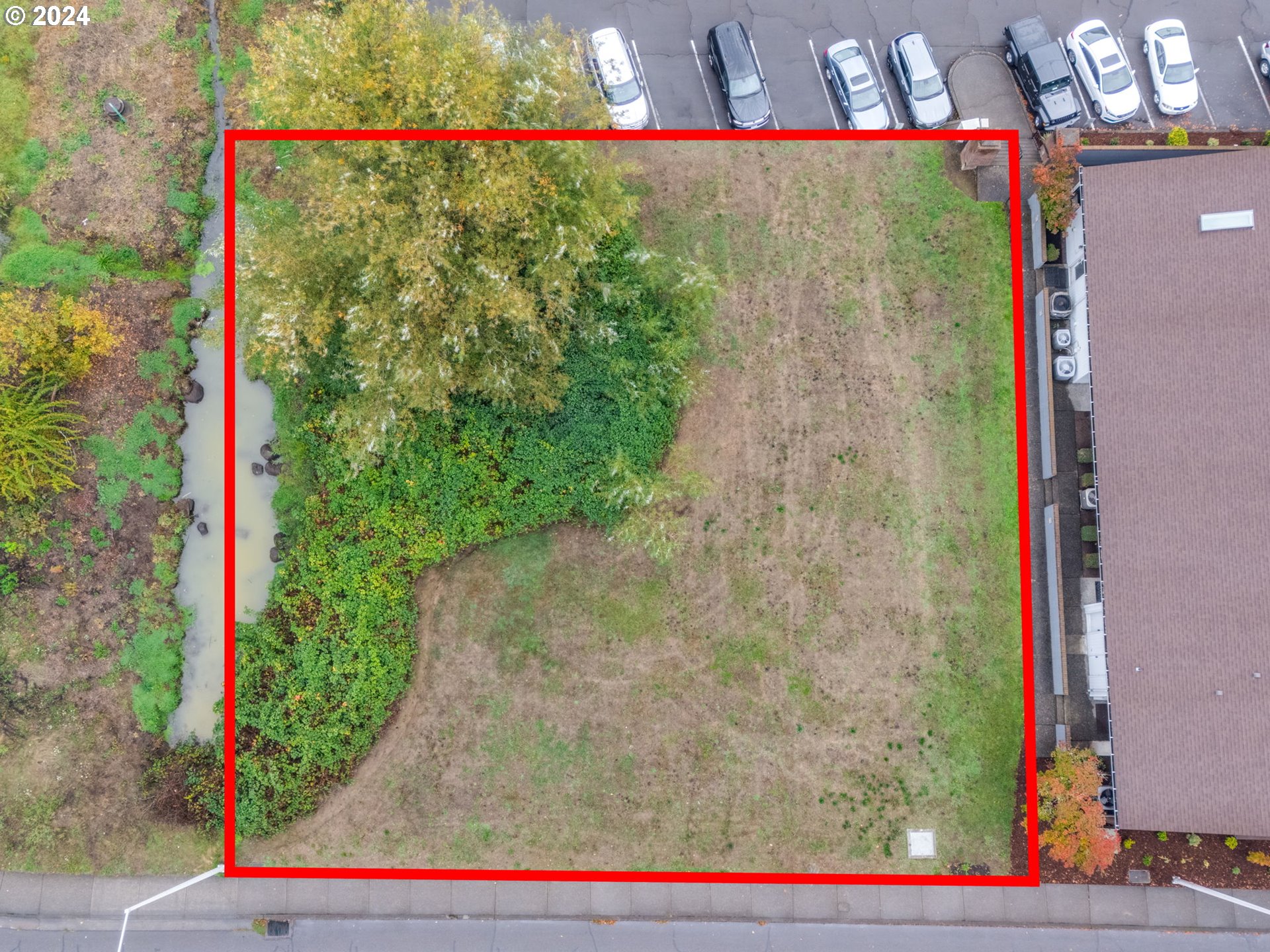 8475 Southwest Tualatin Road Tualatin, OR 97062 - Photo 3 of 23 a view of a outdoor space