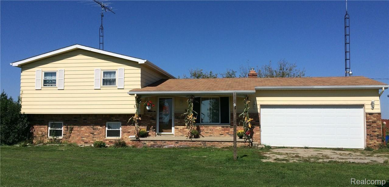 9627 East Copas Road Lennon, MI 48449 - Photo 1 of 7 9627C.jpg