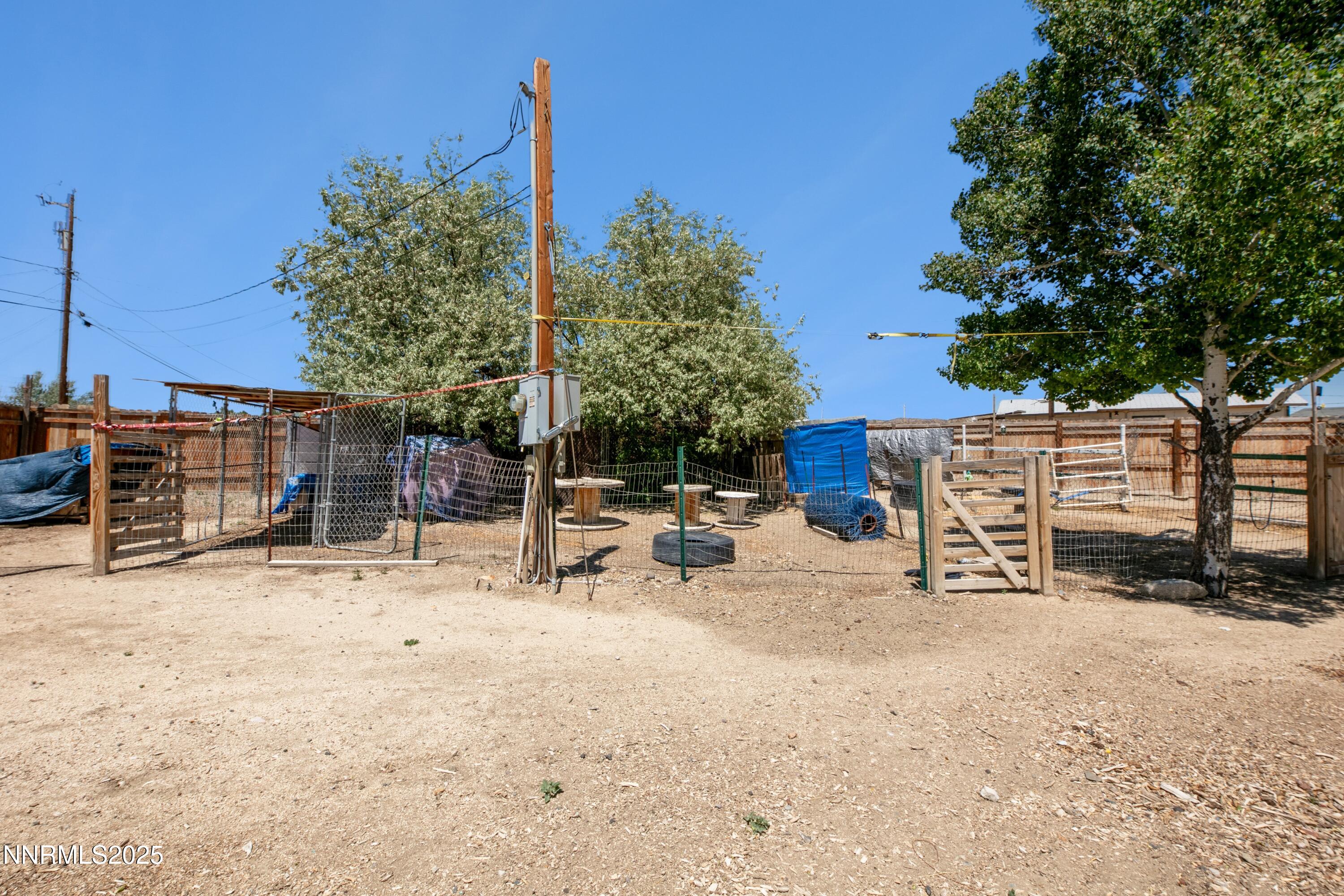 12055 Albert Way Reno, NV 89506 - Photo 21 of 38 a32
