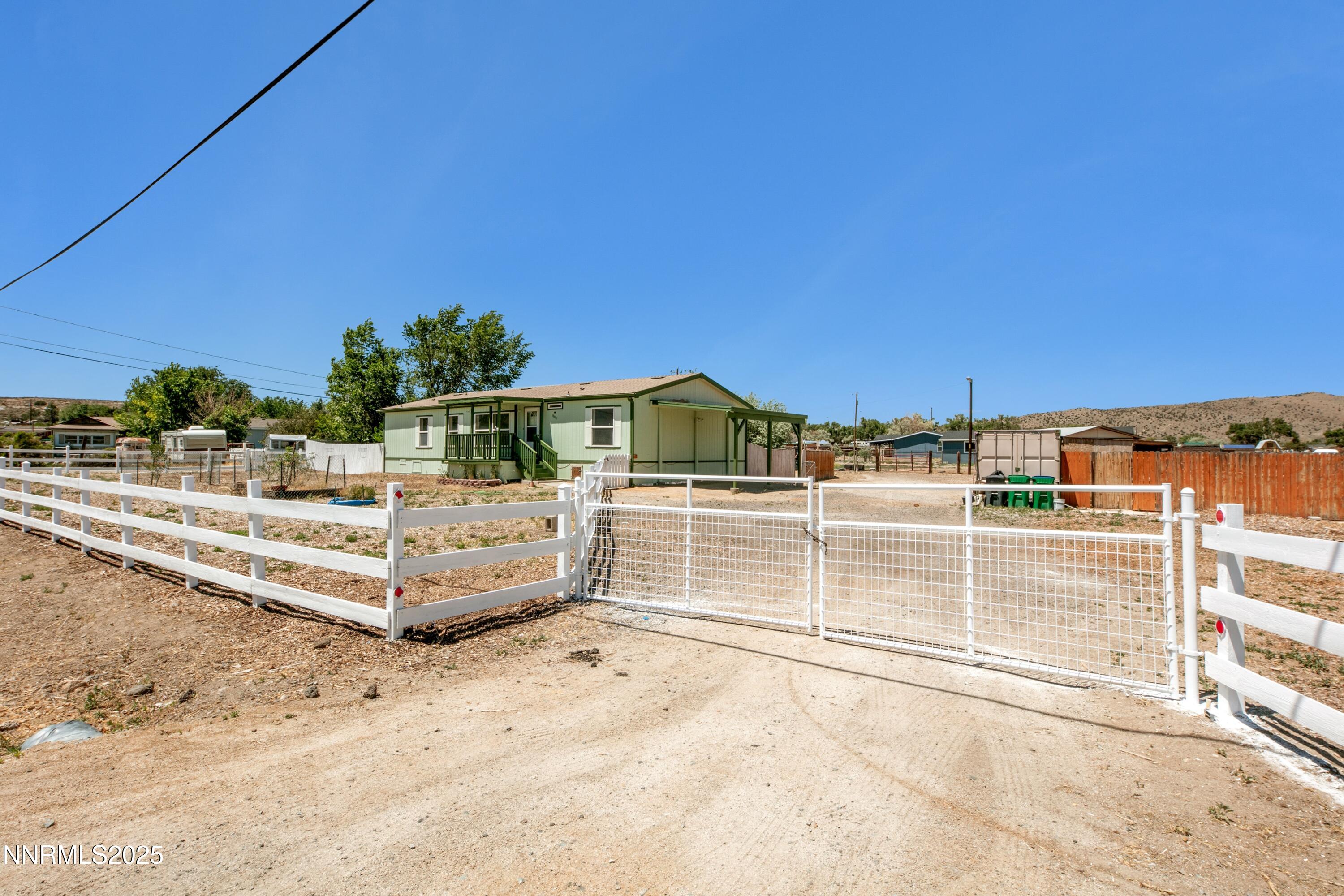 12055 Albert Way Reno, NV 89506 - Photo 3 of 38 a08