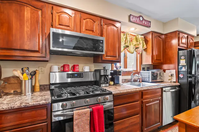 $706,000 | 48 Merriman Forest Drive, Bartlett, NH 03845