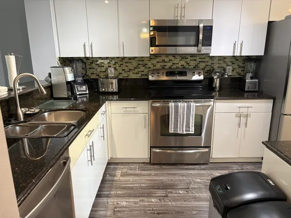 $198,200 | 7763 Southampton Terrace, Unit 312, Tamarac, FL 33321