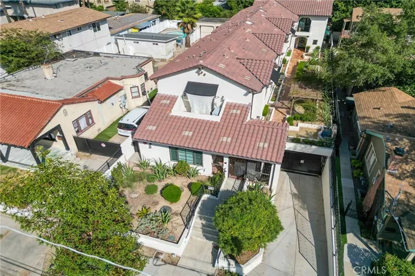 $888,000 | 262 North Wilson Avenue, Unit 104, Pasadena, CA 91106