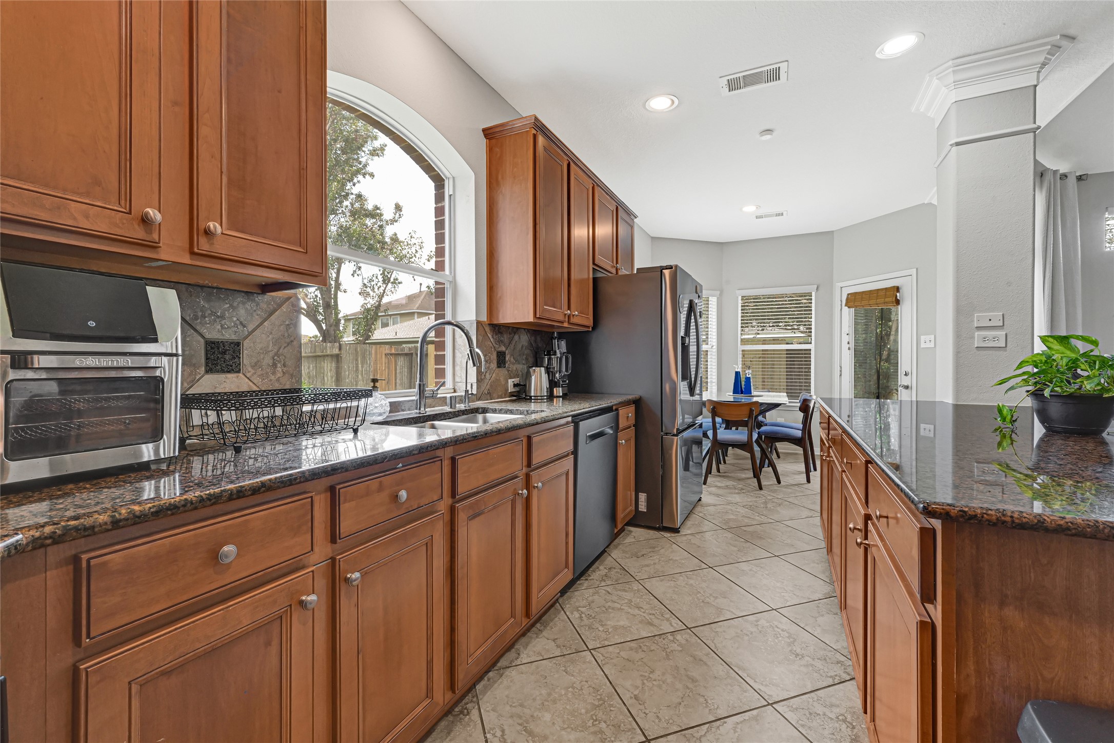 3518 Dripping Point Lane Katy, TX 77494 - Photo 8 of 23